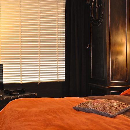 B&B Un Jardin En Ville Saint-Gilles Phòng bức ảnh