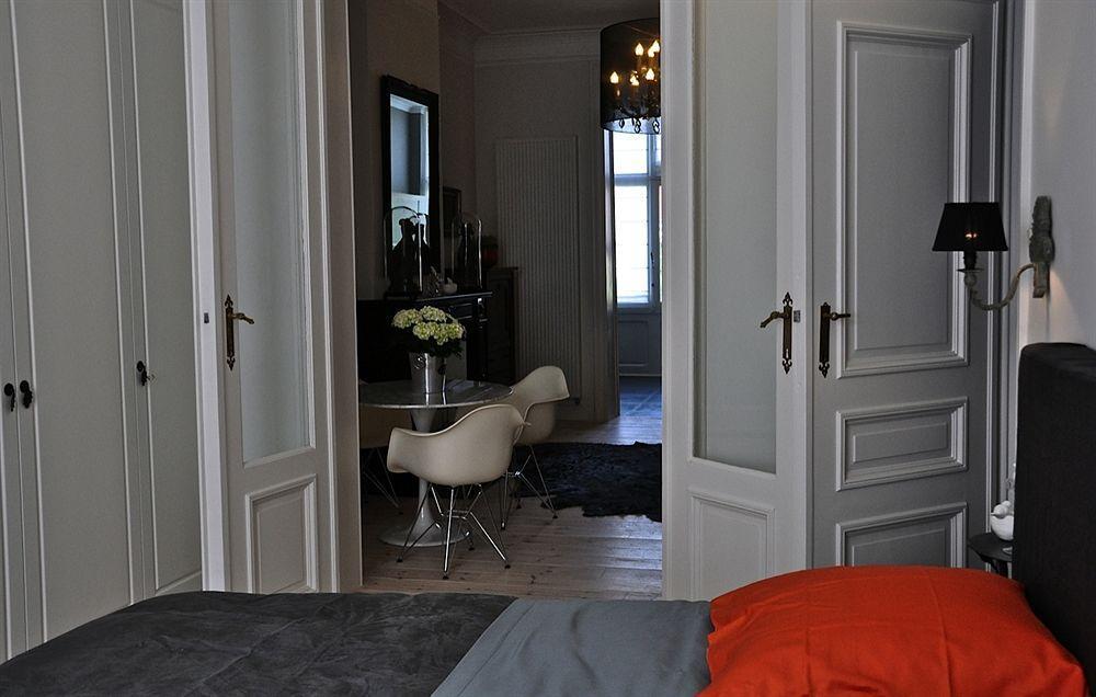 B&B Un Jardin En Ville Saint-Gilles Ngoại thất bức ảnh