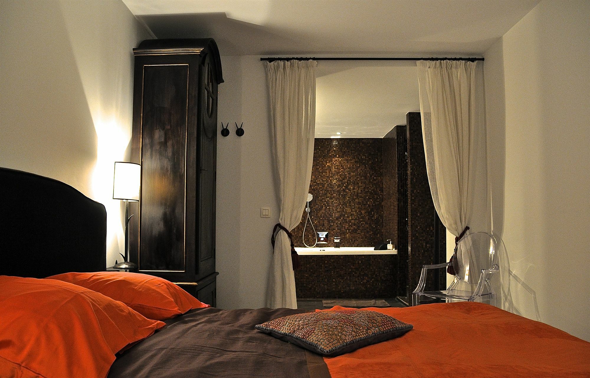 B&B Un Jardin En Ville Saint-Gilles Ngoại thất bức ảnh