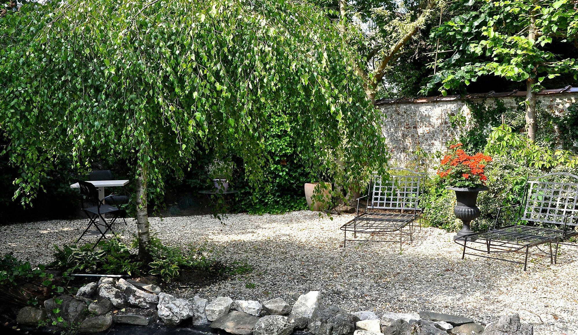 B&B Un Jardin En Ville Saint-Gilles Ngoại thất bức ảnh